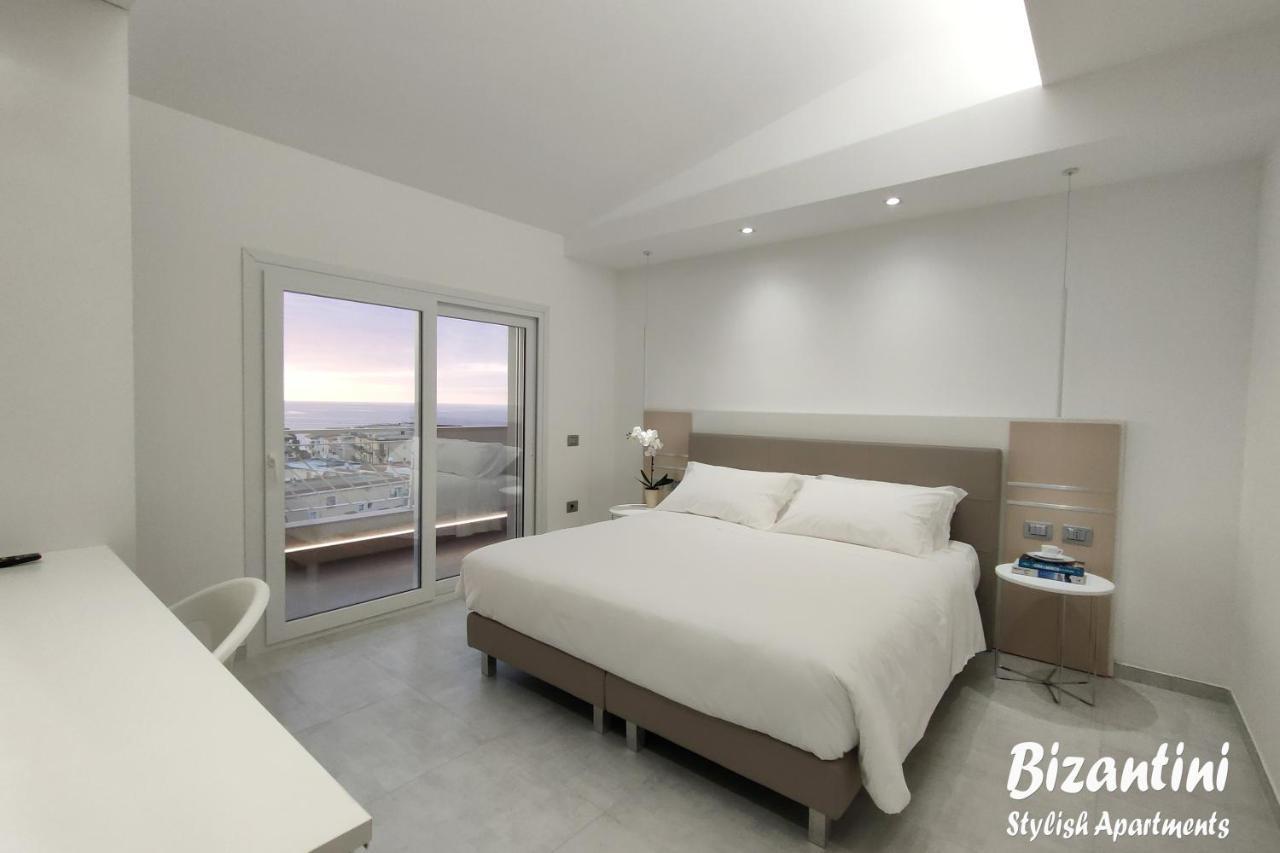 Bizantini Tropea Aparthotel Bagian luar foto